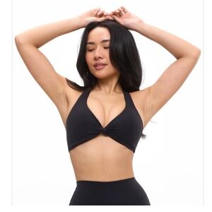 BUFFBUNNY COLLECTION Poshknit Twist Halter Sports Bra Onyx Black Size Medium